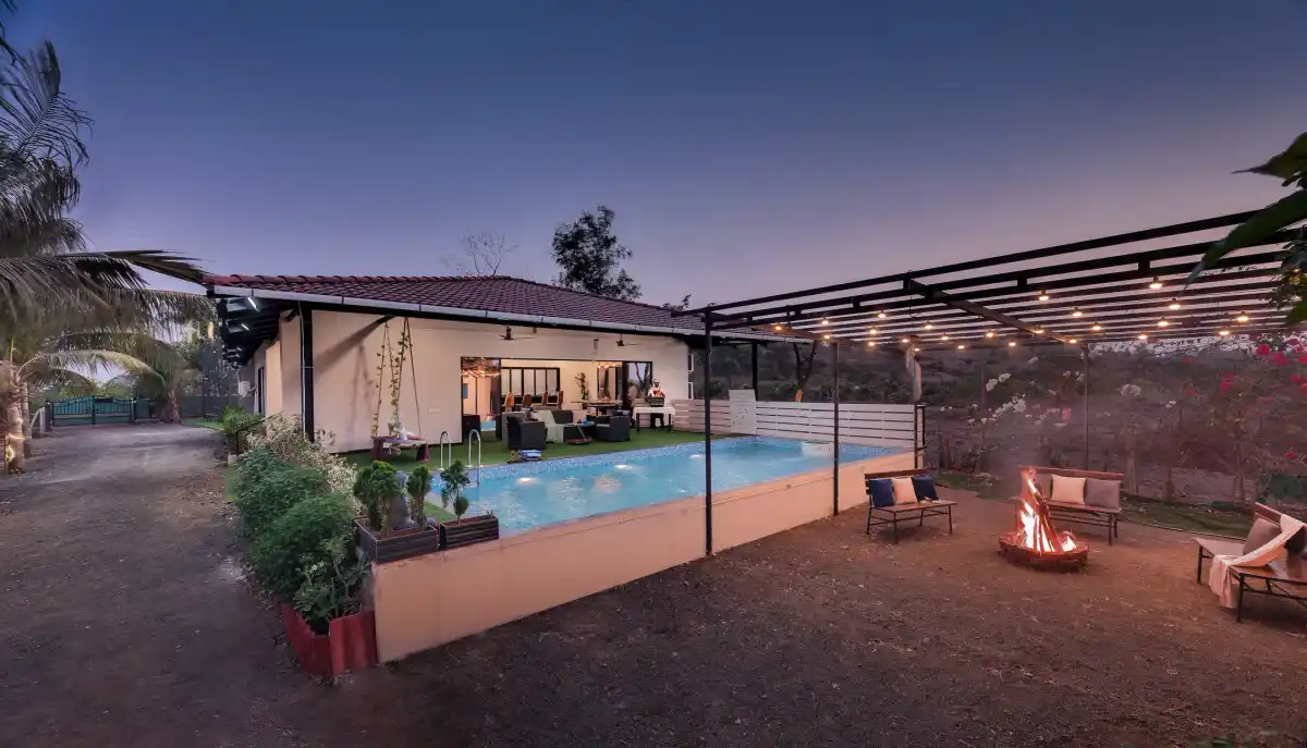 Ivy Courtyard, Khopoli