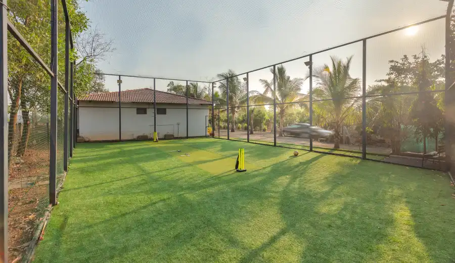 Ivy Courtyard, Khopoli