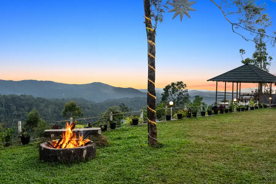 Jai Hill Barkwood, Munnar
