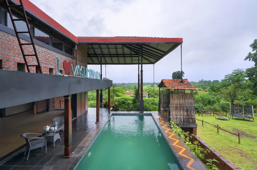 Jharokha, Karjat