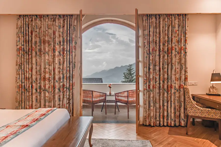 Jolene @ Sylvana Villas, Kasauli