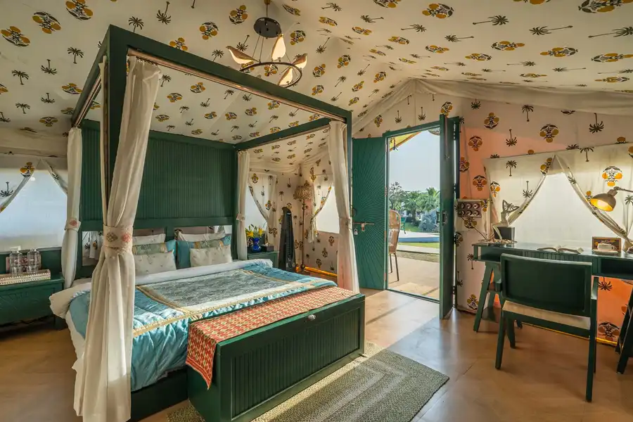 Kaimalgarh Aravalli Estate w/ Outdoor Pool, New Delhi