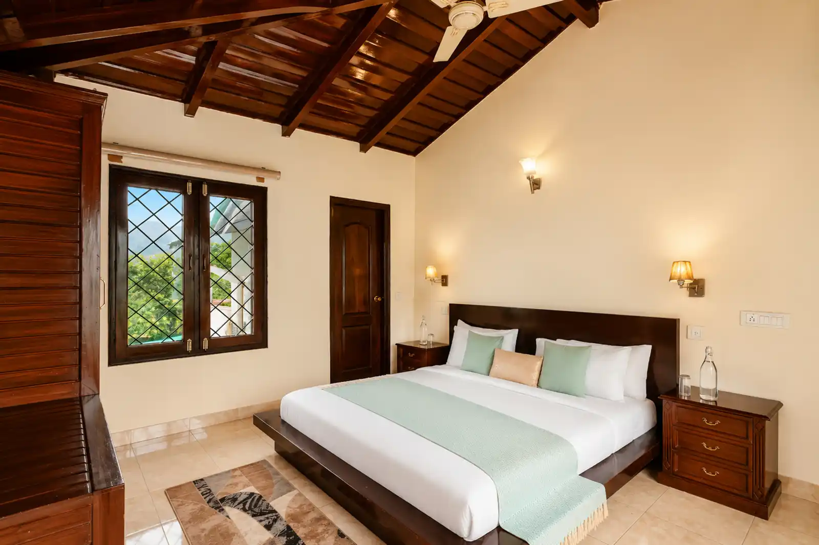 Karinya Villas Frond, Nainital