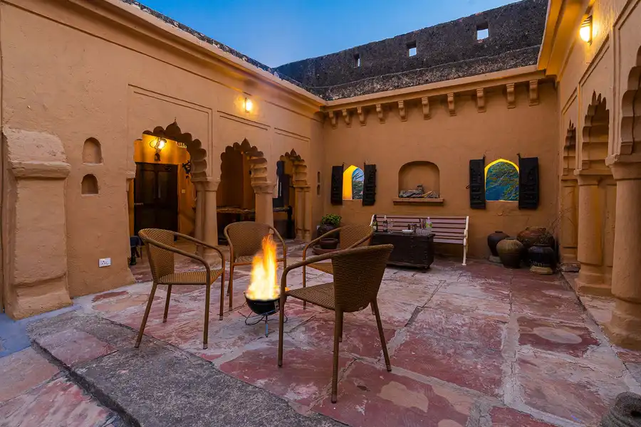 Khohar Haveli - Gurgaon W/ Breakfast Included, Gurgaon