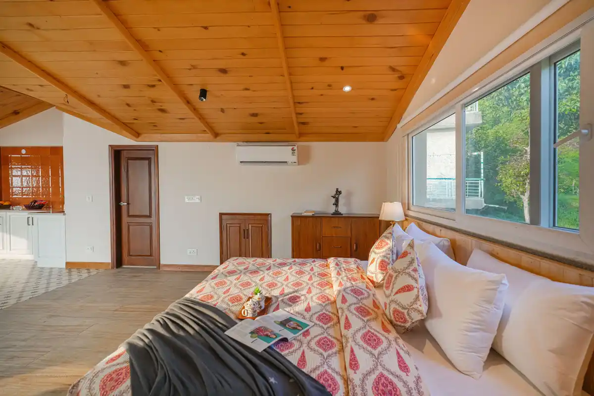 Konifer Rosewood, Kasauli