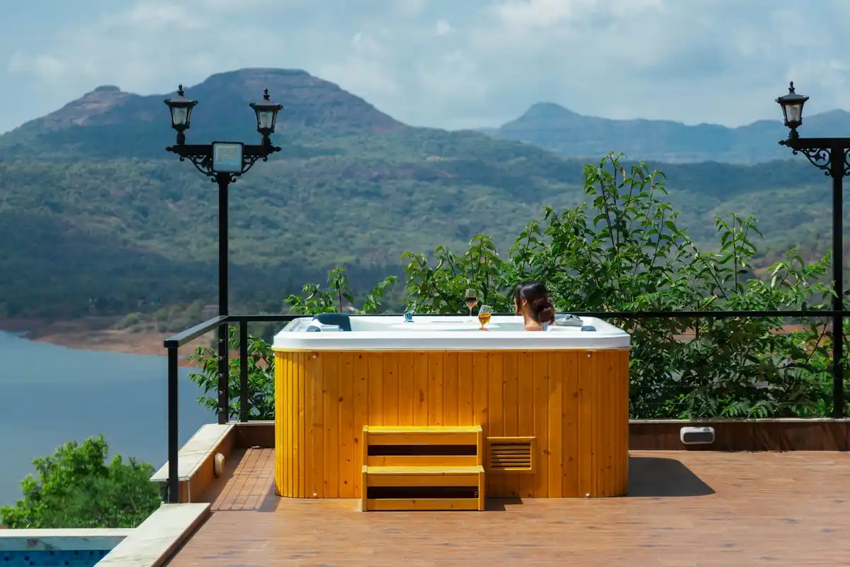 La Belleza, Lonavala