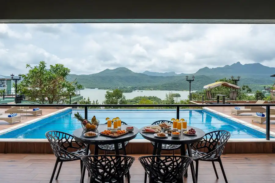 La Belleza, Lonavala
