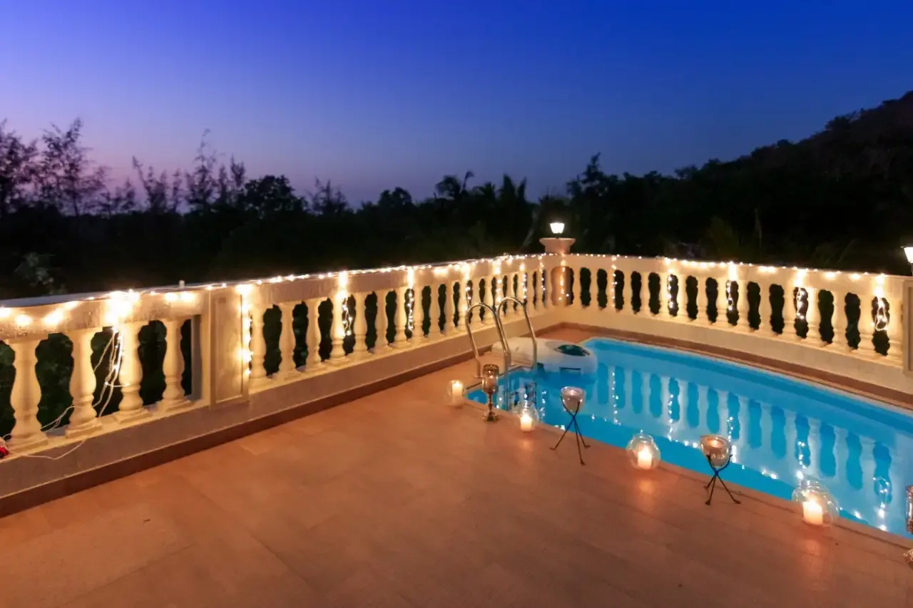 La Casa Maestro, Kashid