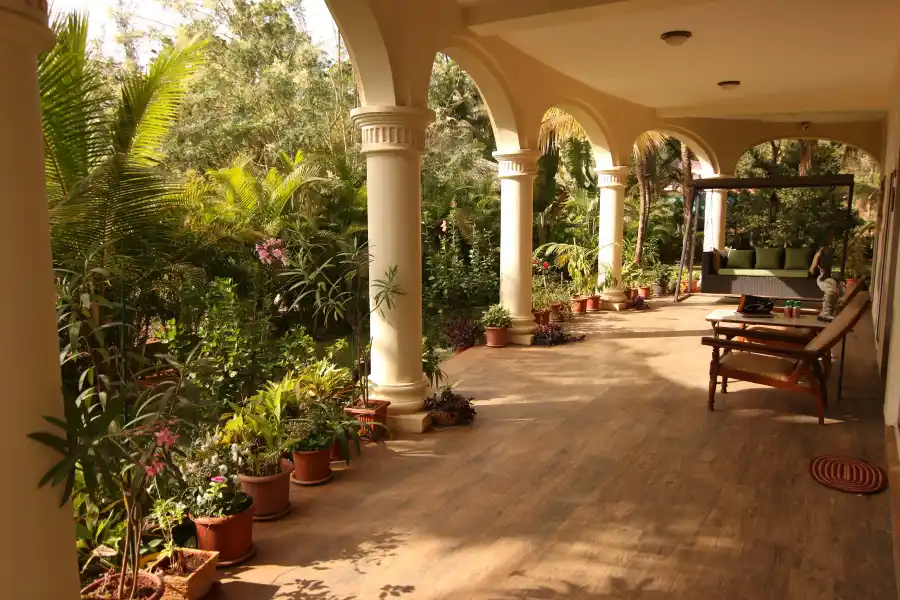 La Casa Maestro, Kashid
