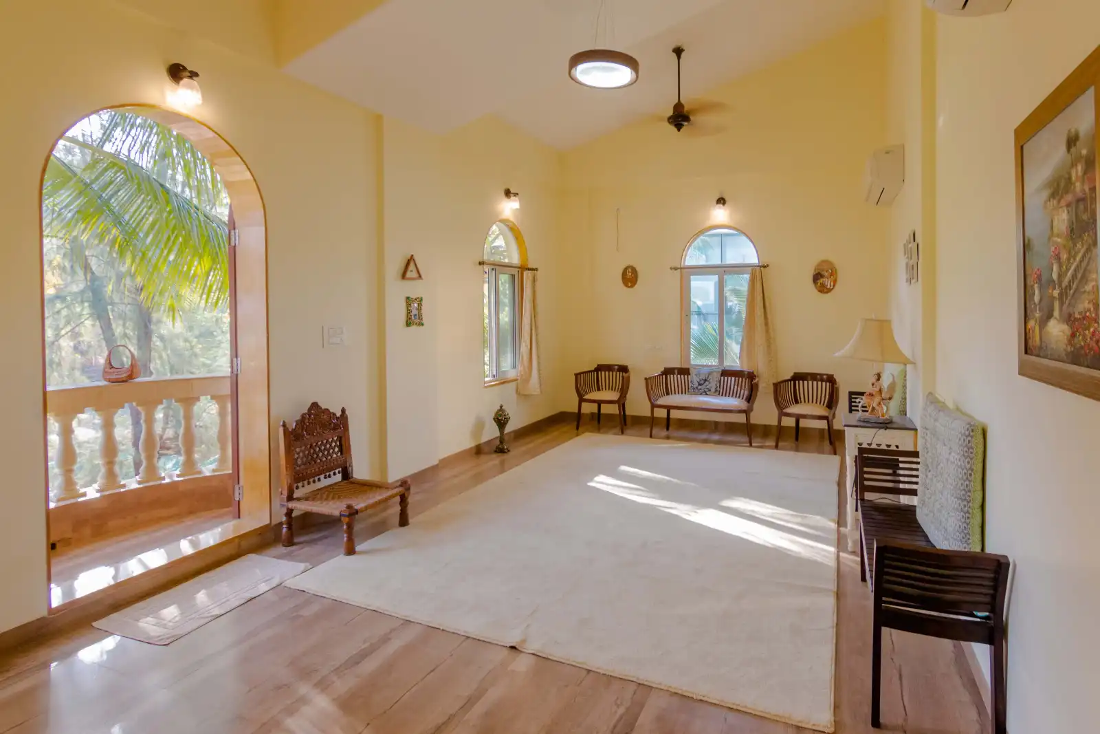 La Casa Maestro, Kashid