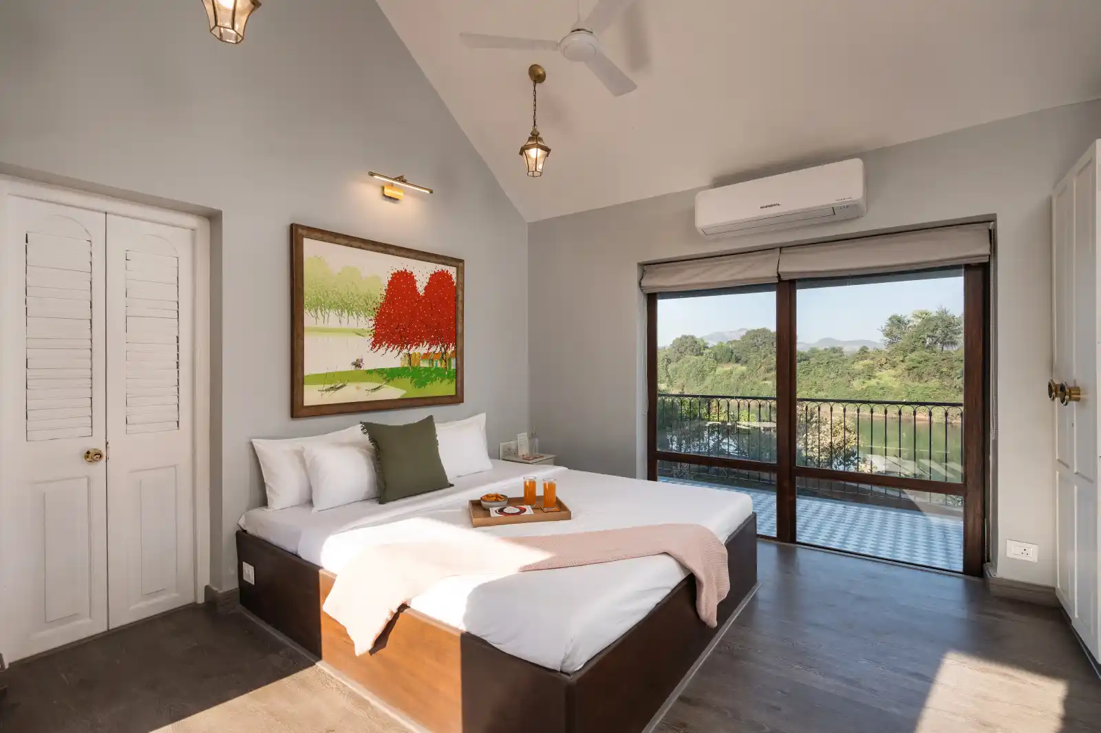 La Mia Casa, Palghar