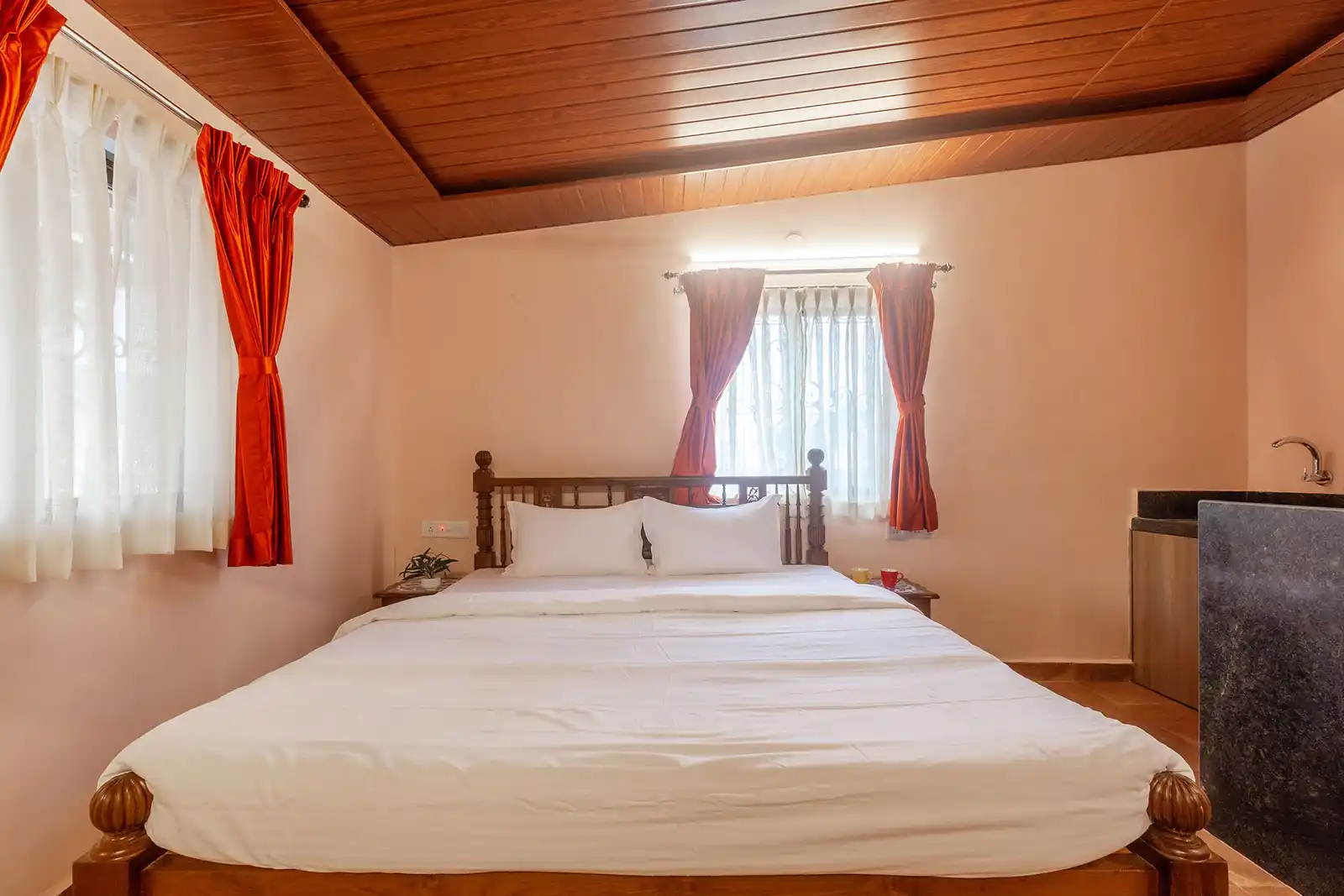 La Palm, Lonavala