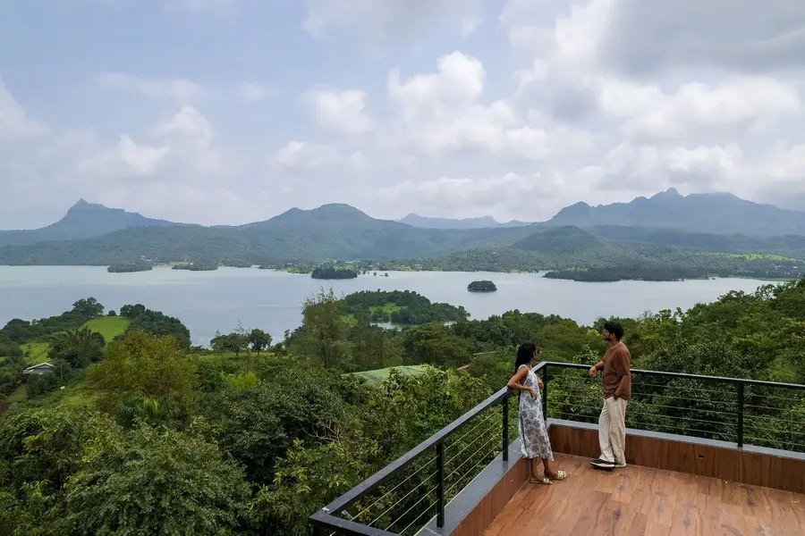 La Sierra, Lonavala