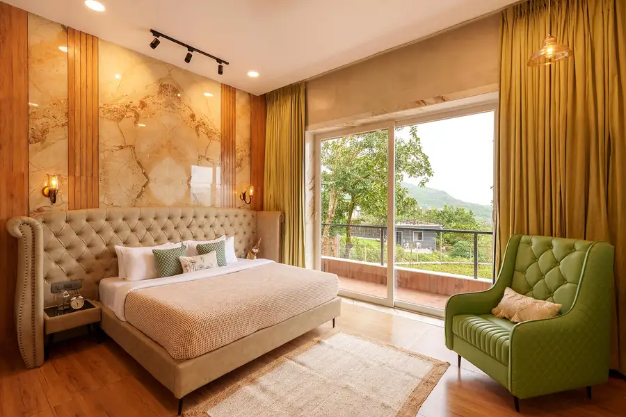 La Sierra, Lonavala