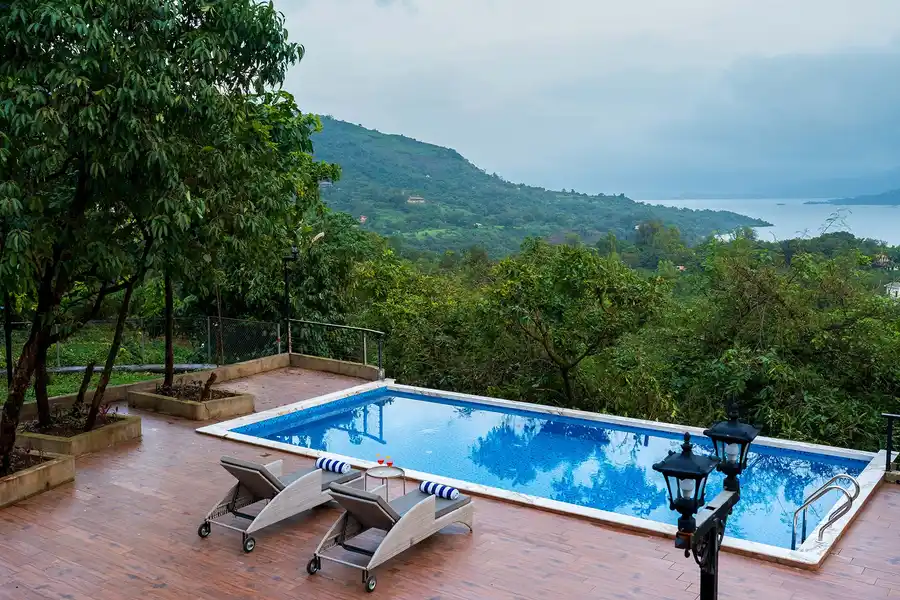 La Sierra, Lonavala