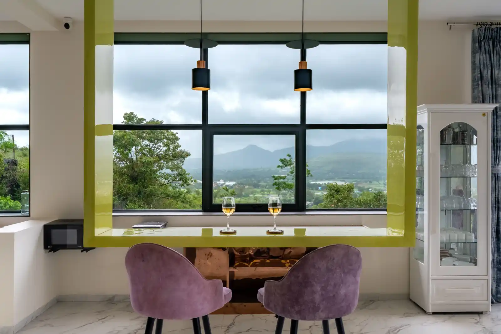 La Vida Loca, Lonavala