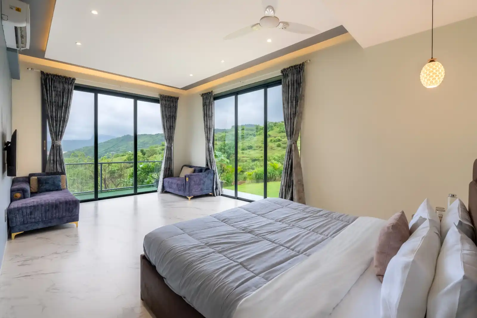 La Vida Loca, Lonavala