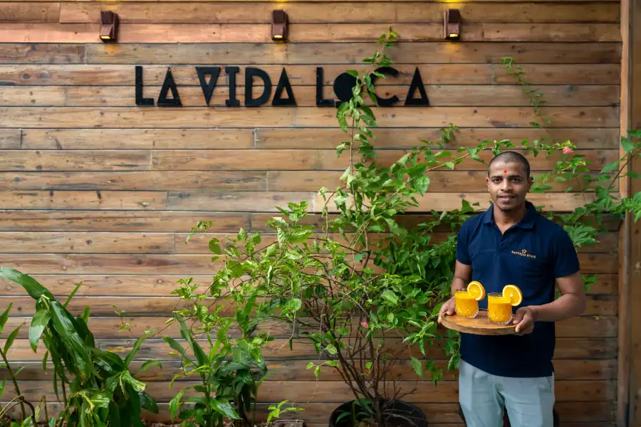 La Vida Loca, Lonavala