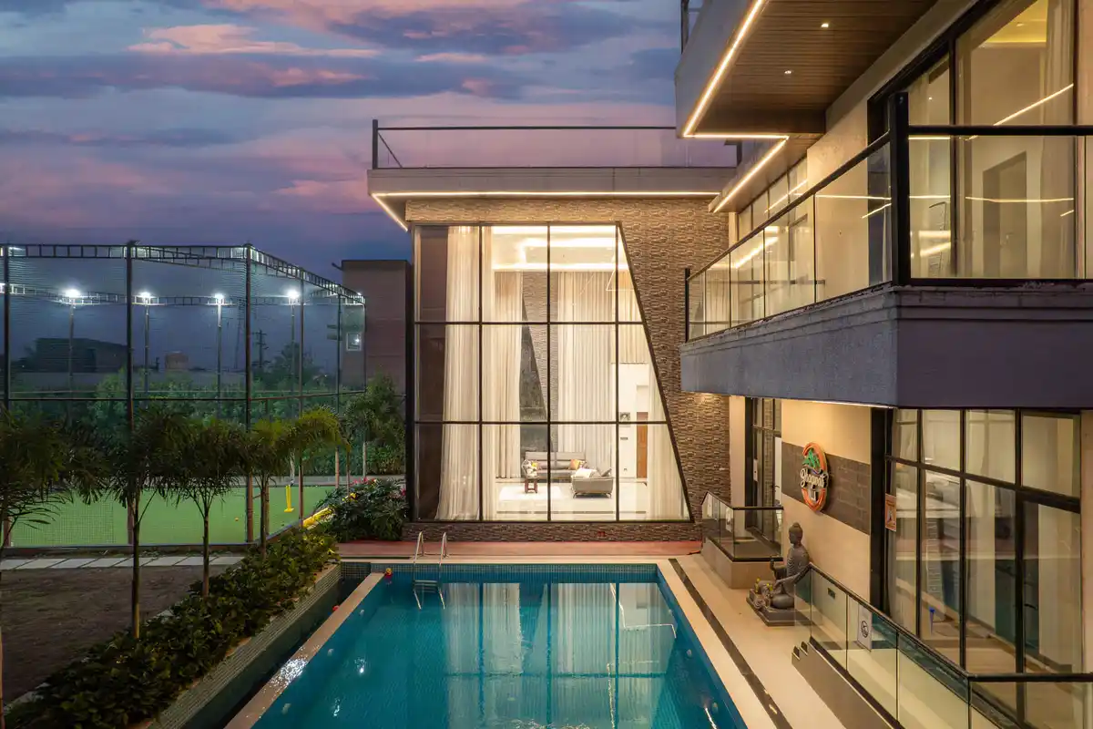 Lacielo Villa w/ Sports Turf, Lonavala
