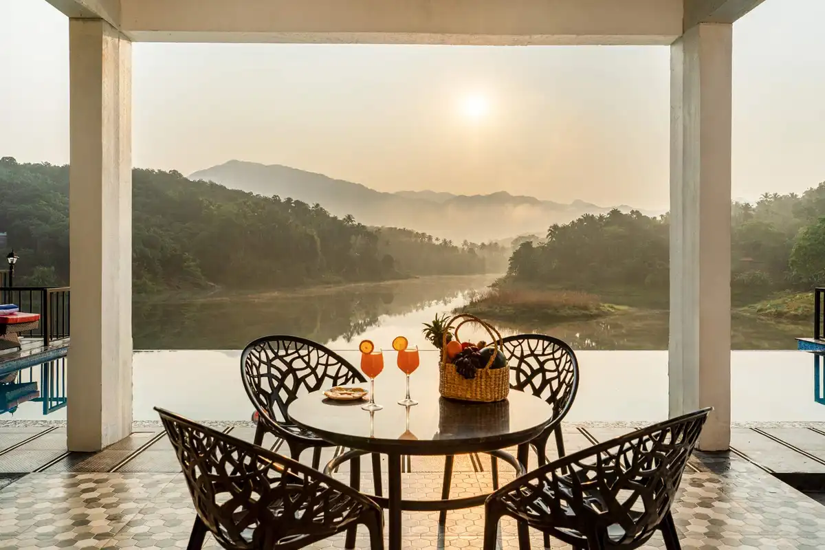 Lagoons Villa - Peruvannamuzhi, Kozhikode
