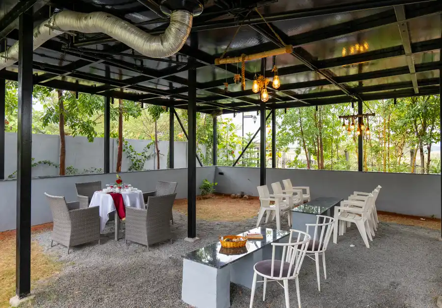 Lake House of M, Chilamathur