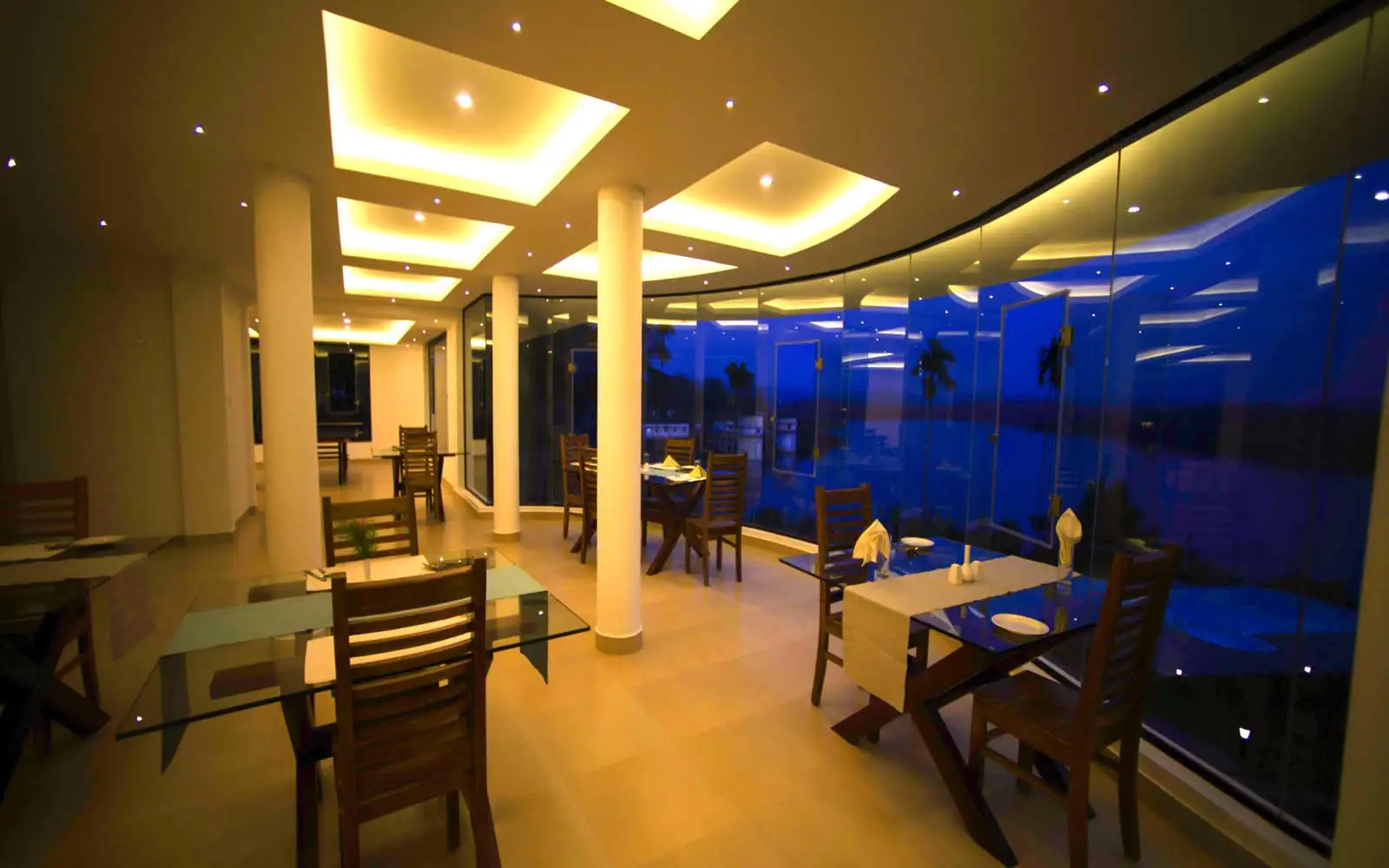 LakeRose Wayanad Resort Restaurant/Dining