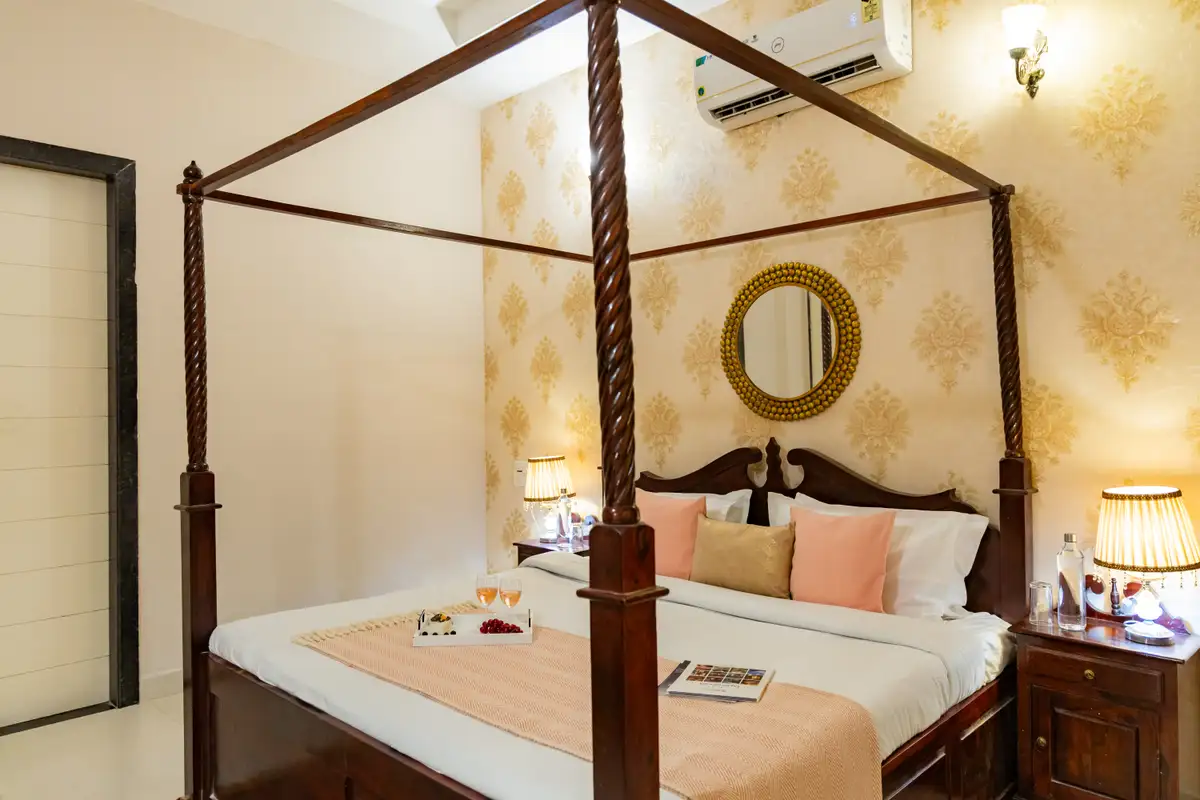 Lamp House, Jaipur