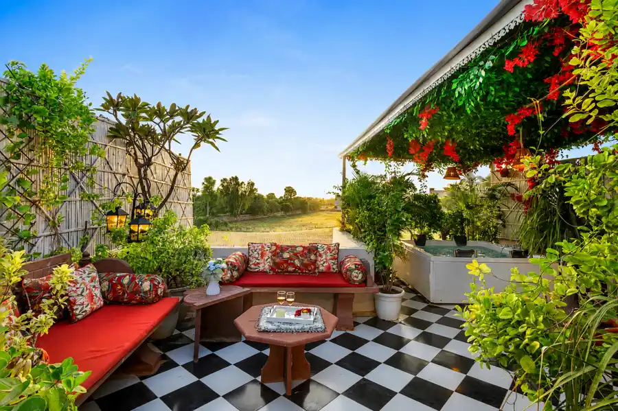 Lamp House, Jaipur