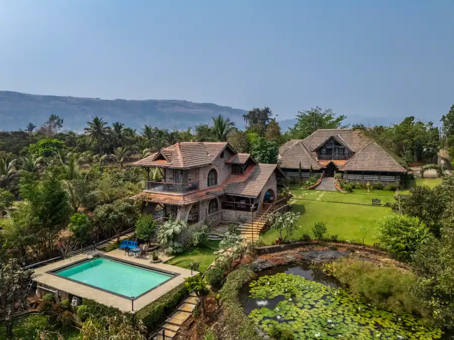 Lattitude By The Lake, Kamshet