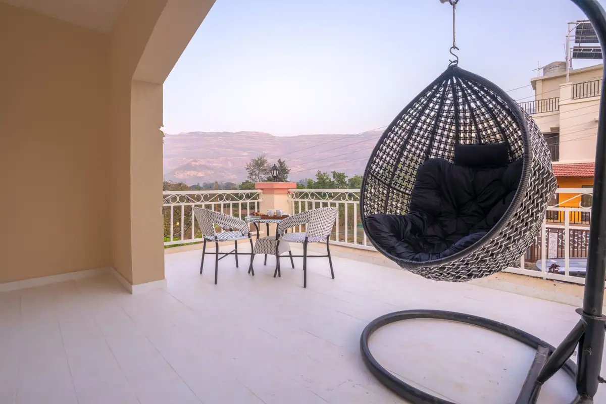 Lavender Crest, Karjat