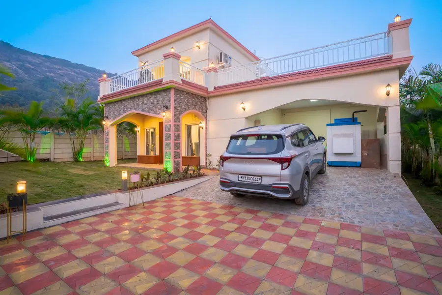 Lavender Crest, Karjat