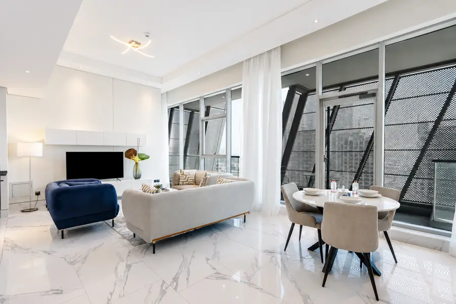 Lavish 1 BR In J One Tower, Dubai