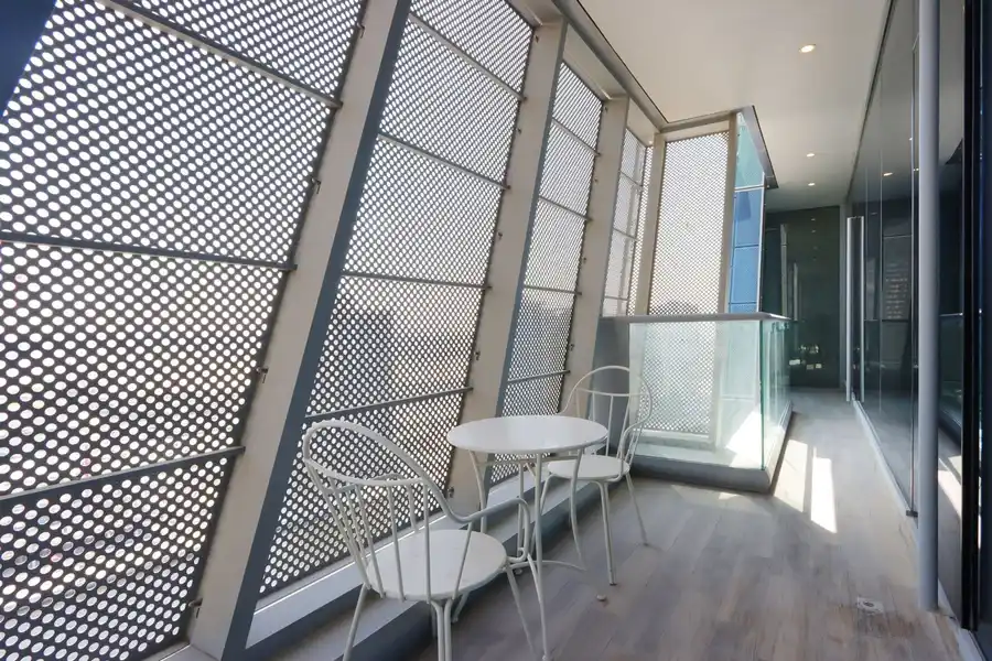 Lavish 1 BR In J One Tower, Dubai