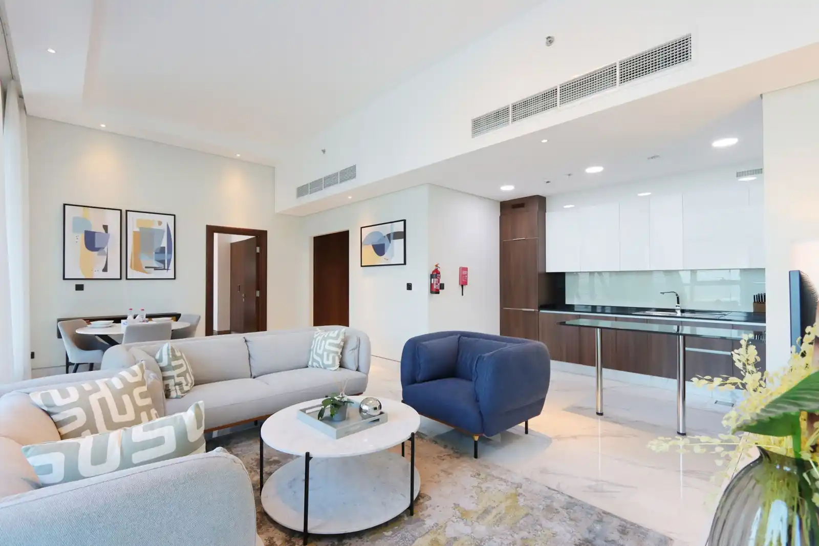 Lavish 1 BR In J One Tower, Dubai