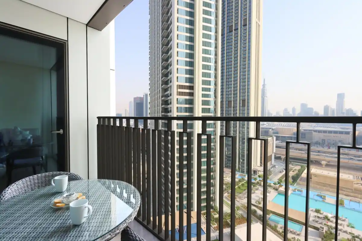 Lavish 2 Bedroom Suite with Burj Khalifa View & Direct Dubai Mall Access, Dubai