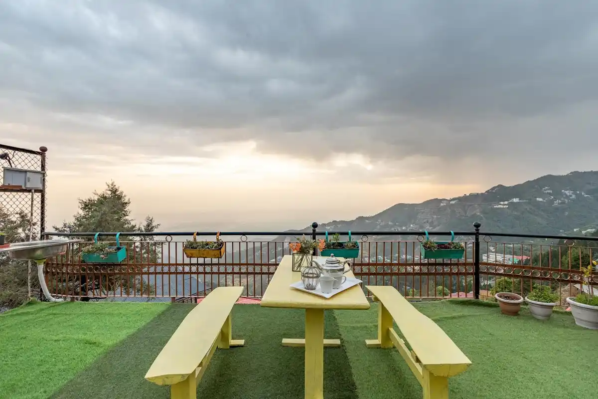 Lawrence Terrace, Mussoorie