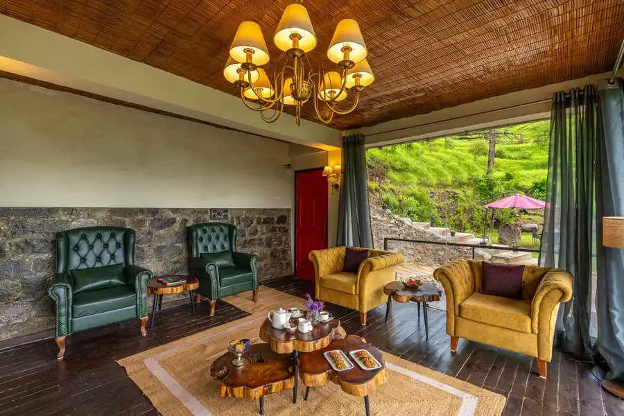 Leopard's Creek Estate, Kasauli