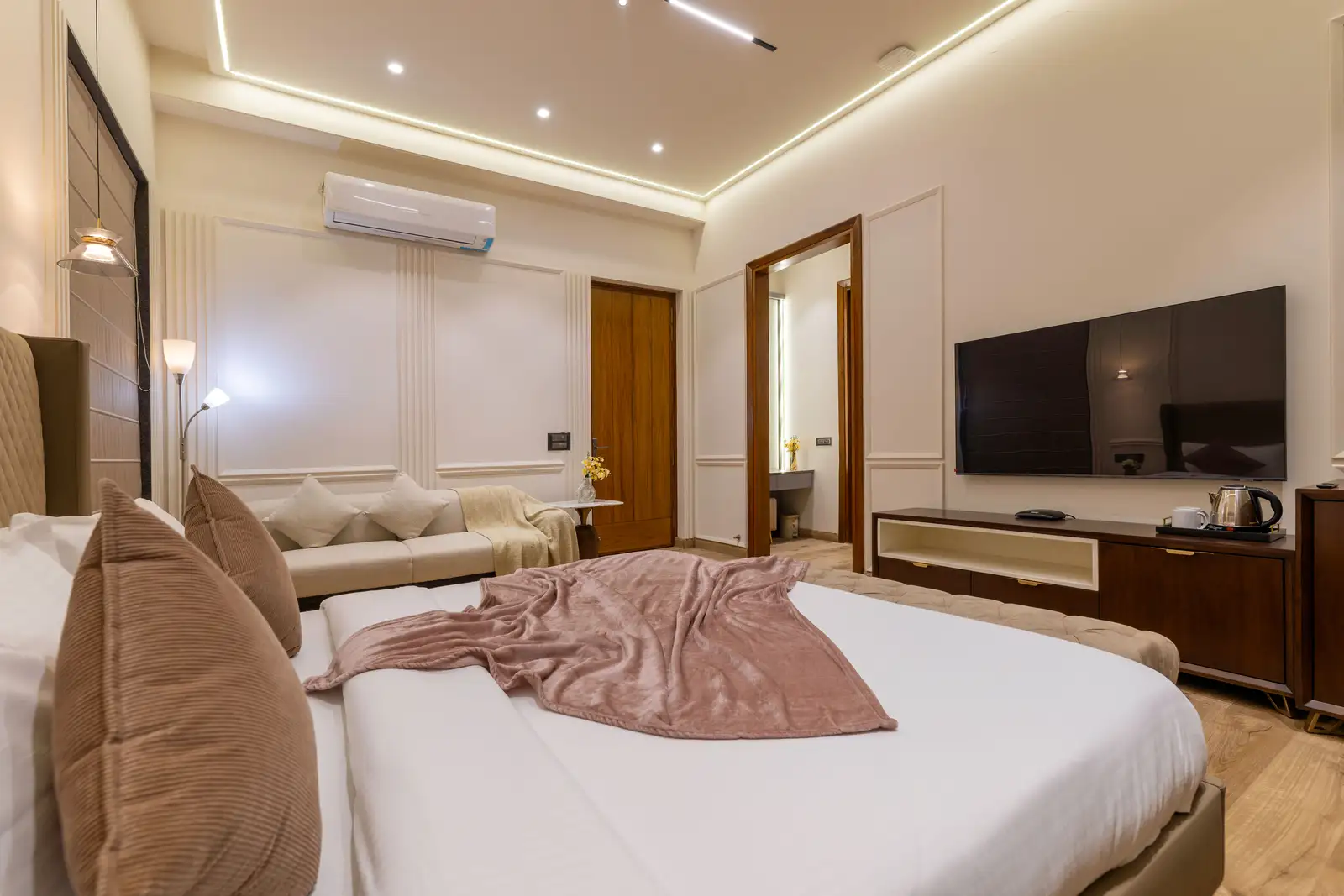 Levante Farms, Delhi NCR