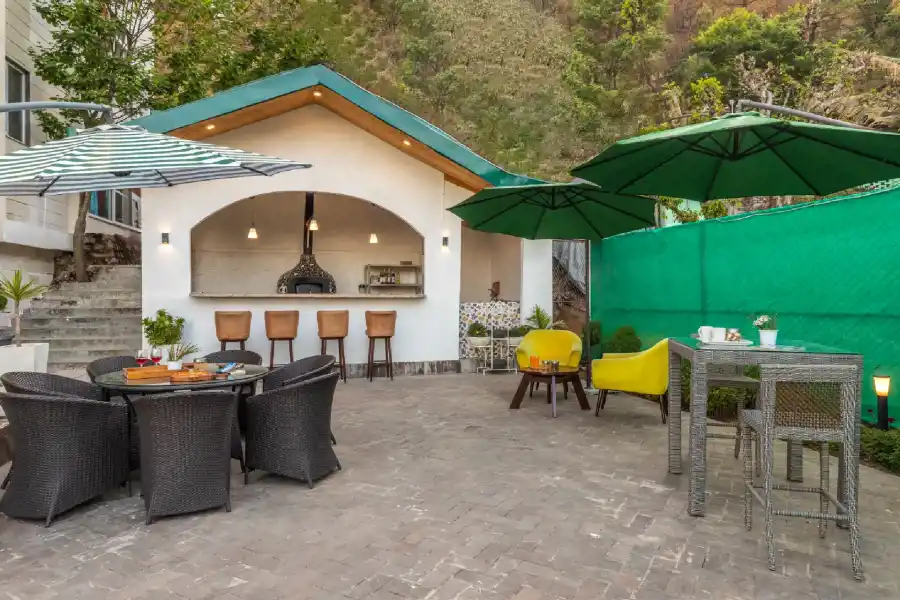 Live Life, Kasauli