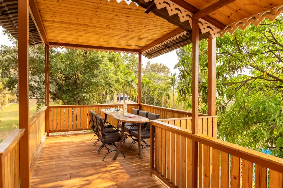 Love Nest, Mulshi