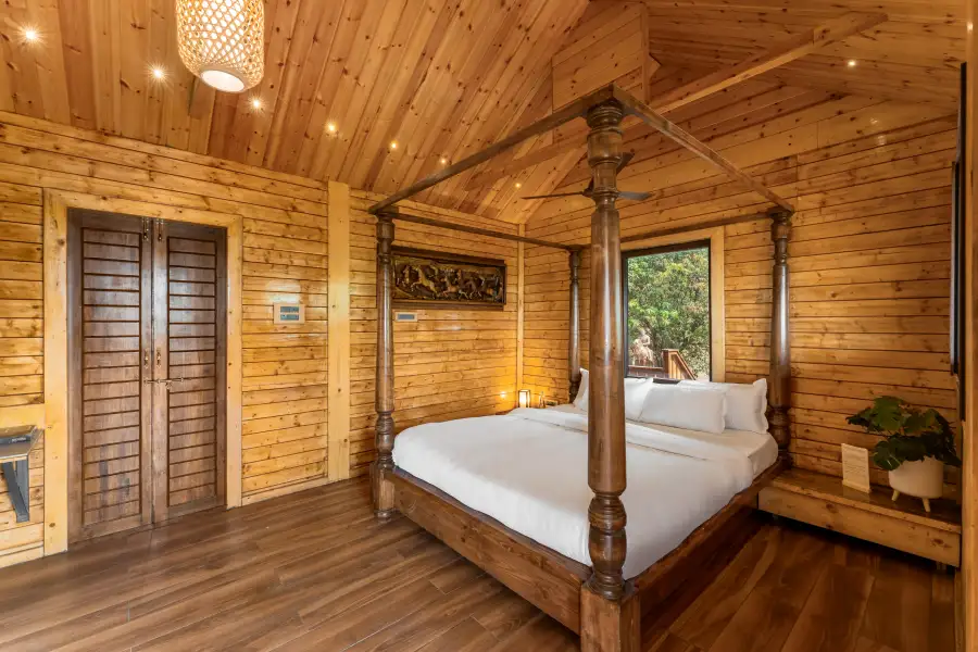Love Nest, Mulshi