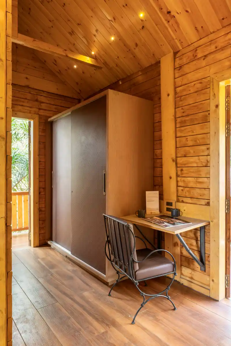 Love Nest, Mulshi