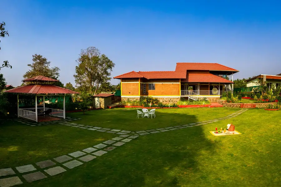 Lumos Paradise, Karjat