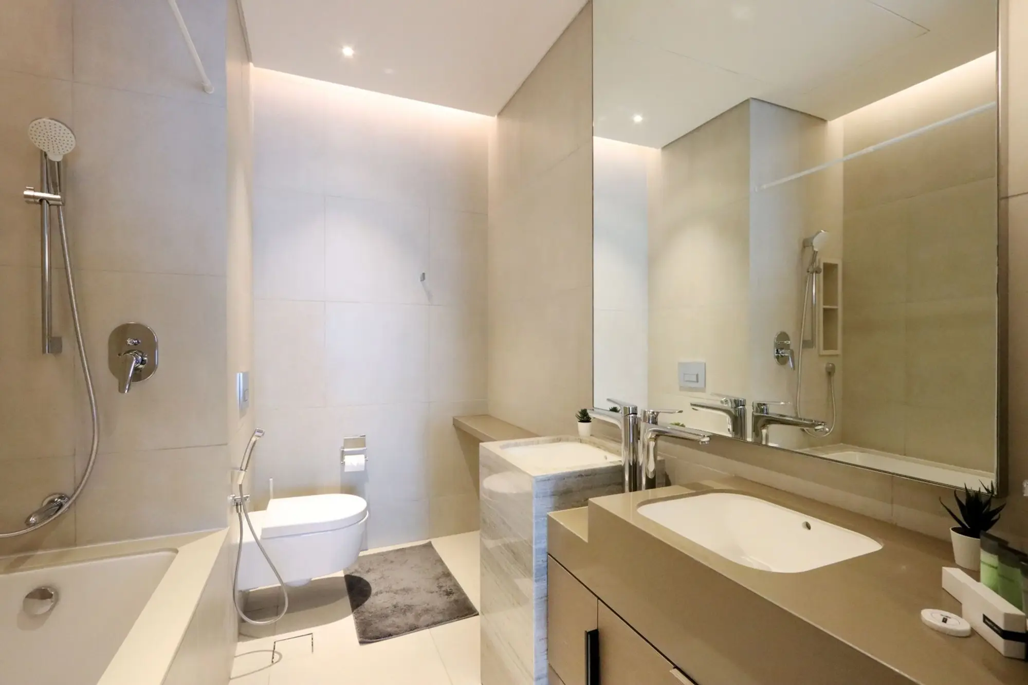 Lush 2B-Sea and Ain View in Address- JBR, Dubai