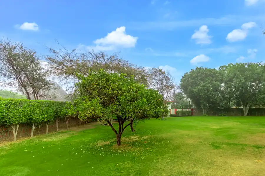 Luxe FarmAcre, Delhi NCR