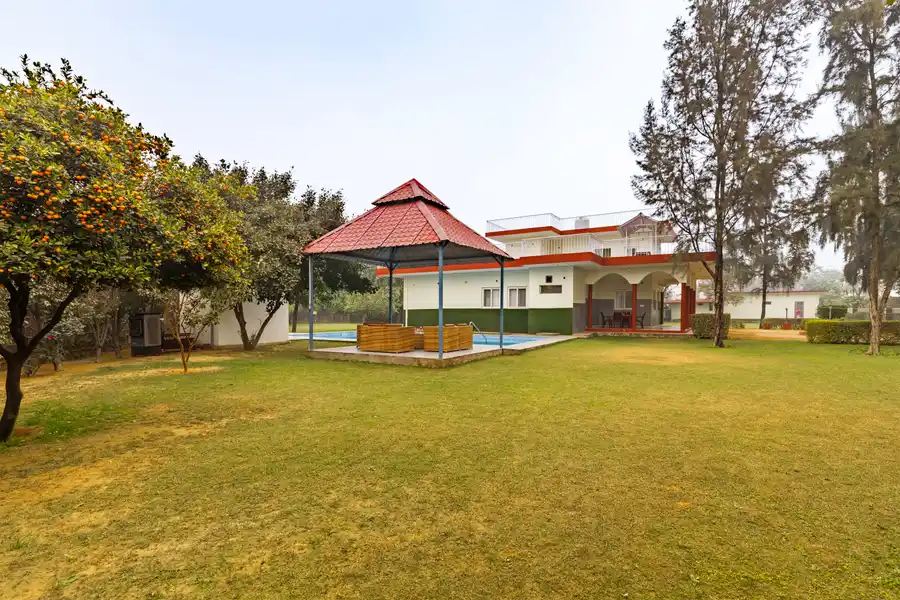 Luxe FarmAcre, Delhi NCR