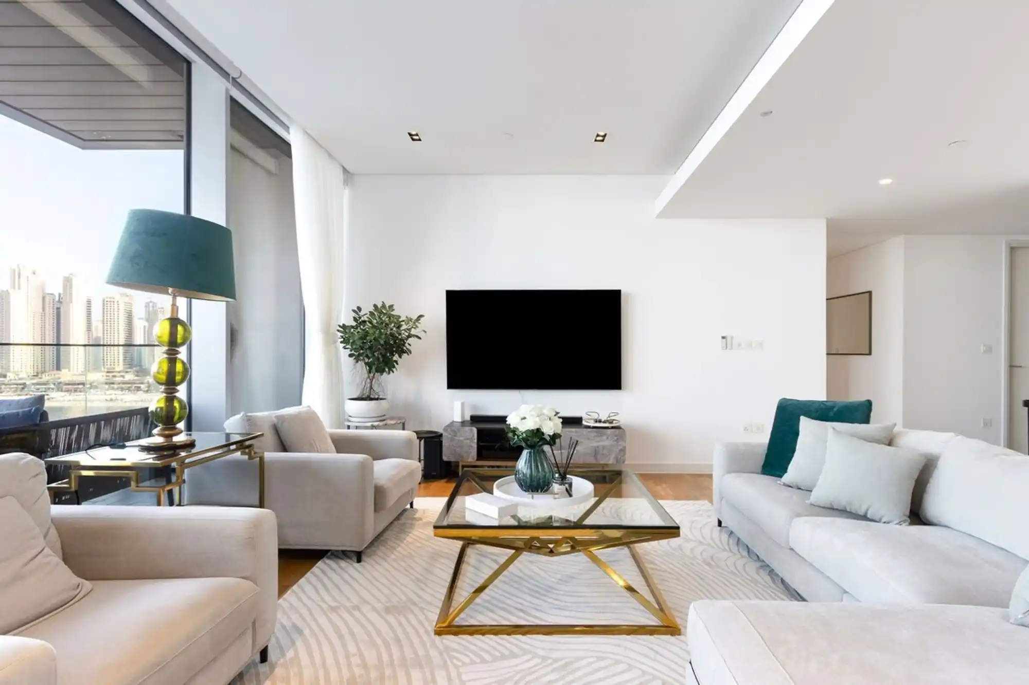 Luxury 2BR with Sea, Ain Dubai & Skyline Views, Dubai