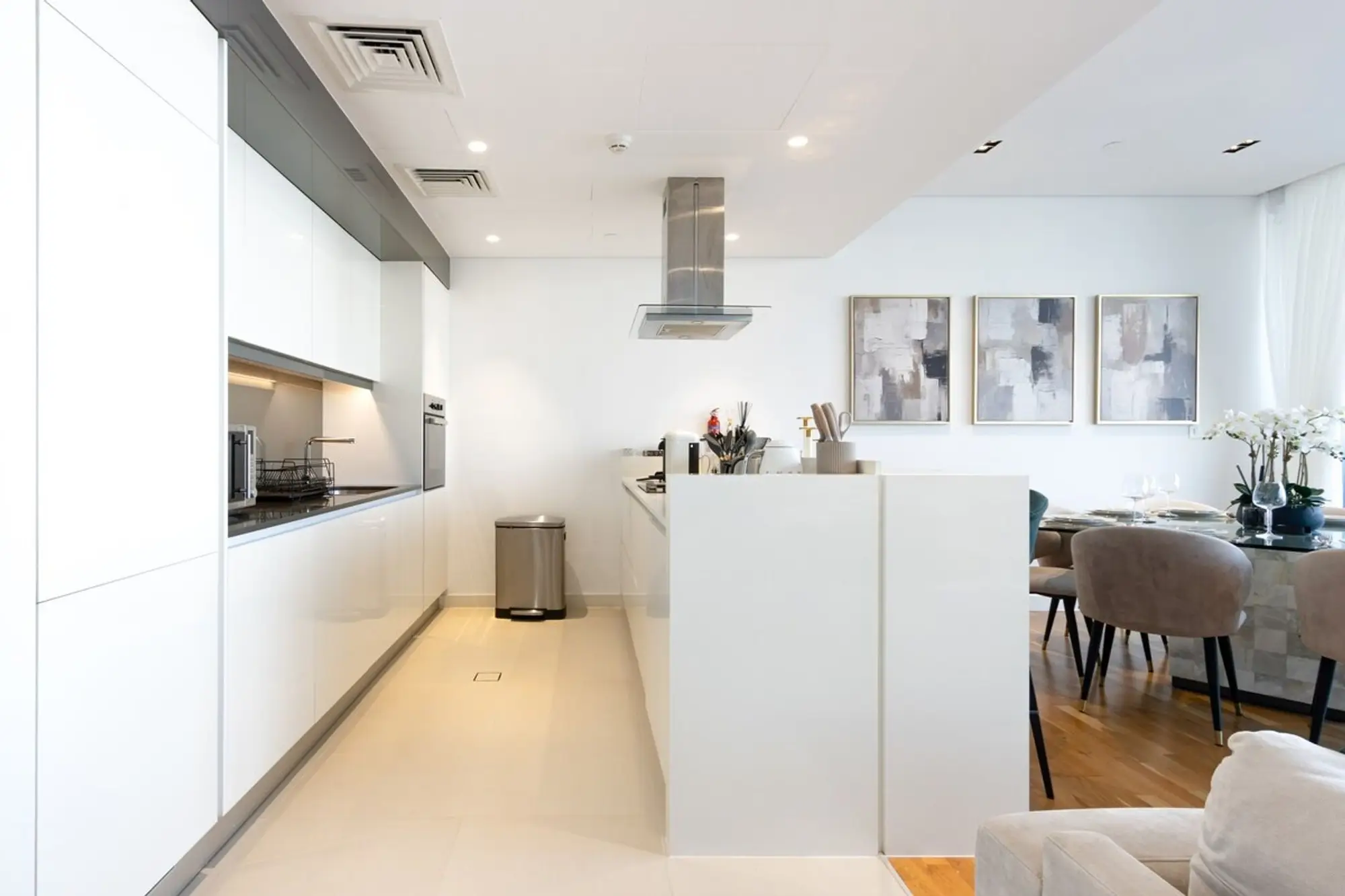 Luxury 2BR with Sea, Ain Dubai & Skyline Views, Dubai
