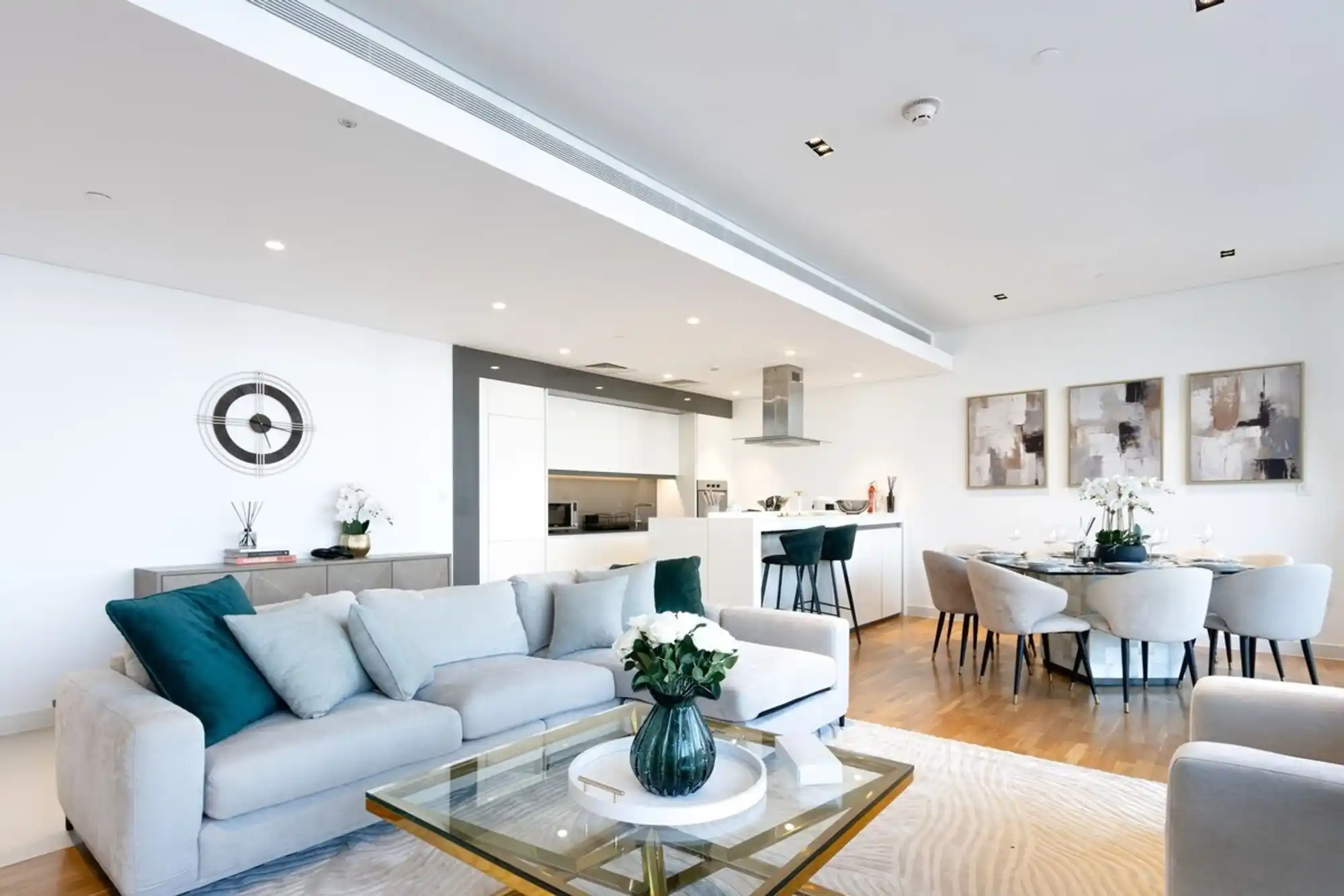 Luxury 2BR with Sea, Ain Dubai & Skyline Views, Dubai