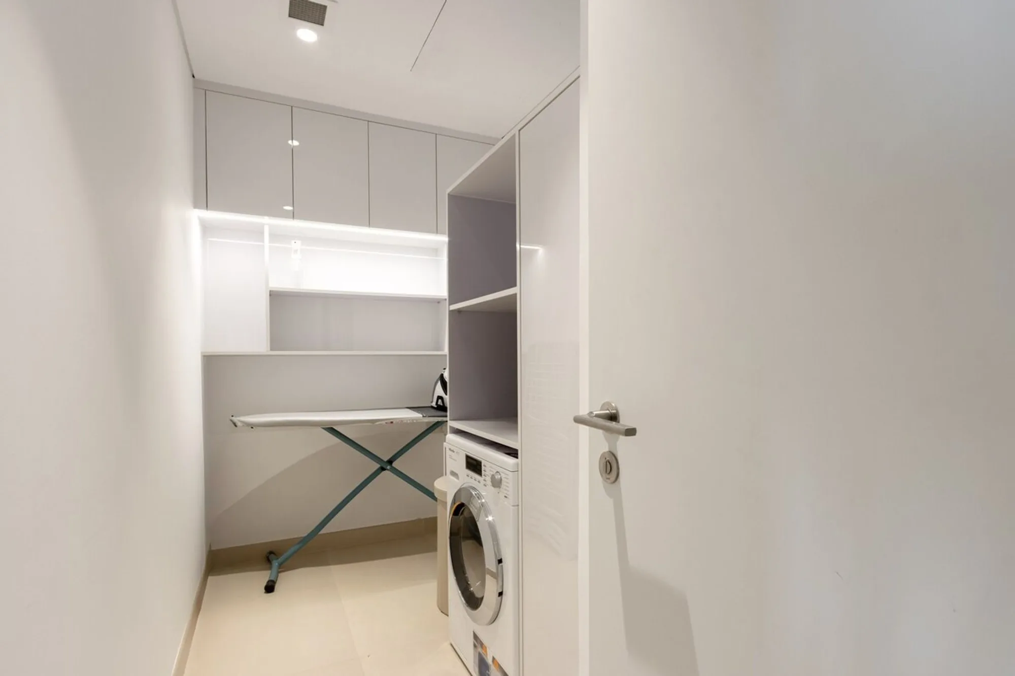 Luxury 2BR with Sea, Ain Dubai & Skyline Views, Dubai